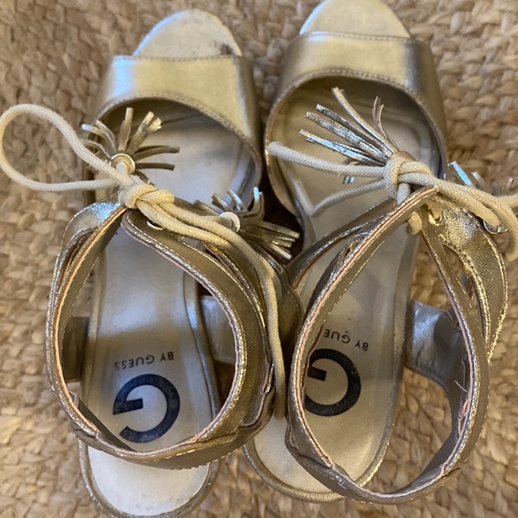 Guess Gold Wedge Sandals - Picture 4 of 7